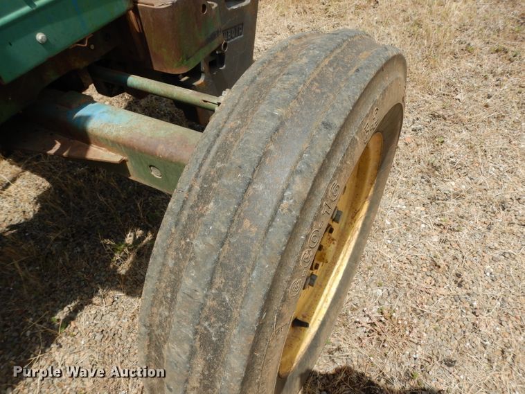 image for item DG6904 John Deere 1050  tractor