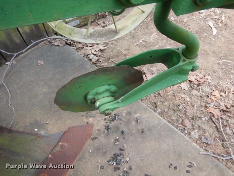 image for item DG6912 John Deere two bottom plow