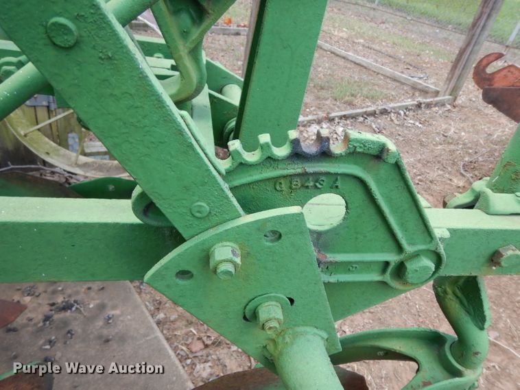 image for item DG6912 John Deere two bottom plow
