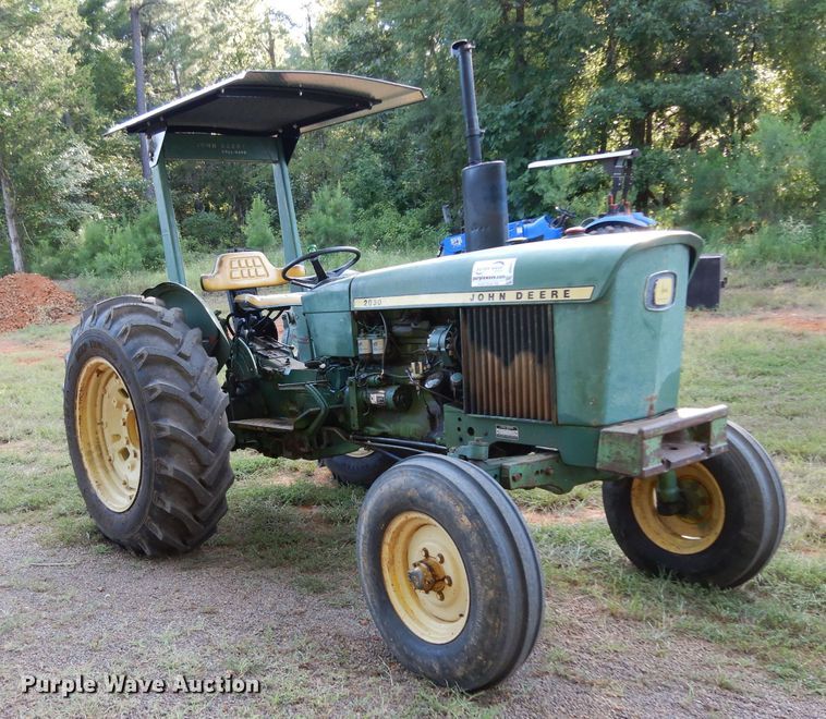 image for item DG6917 John Deere 2030  tractor