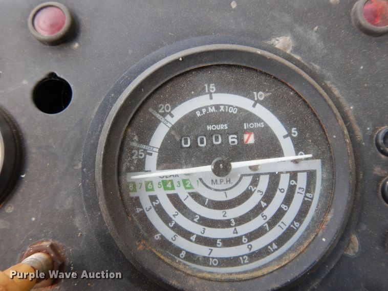 image for item DG6917 John Deere 2030  tractor