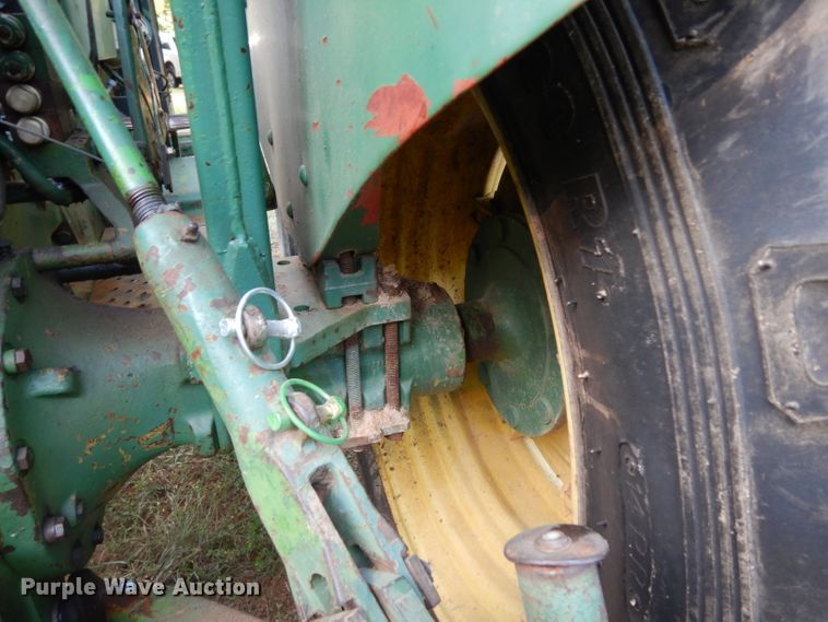 image for item DG6917 John Deere 2030  tractor