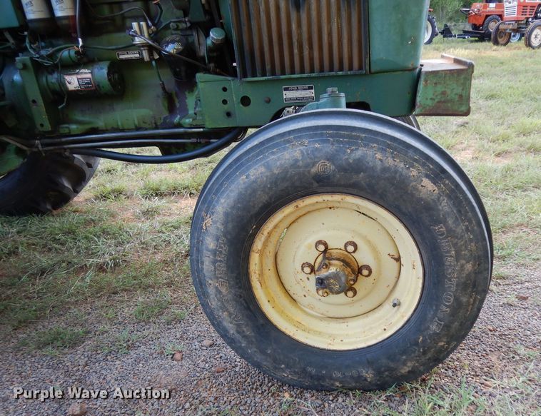 image for item DG6917 John Deere 2030  tractor