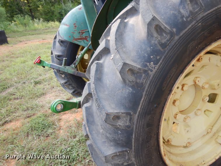 image for item DG6917 John Deere 2030  tractor