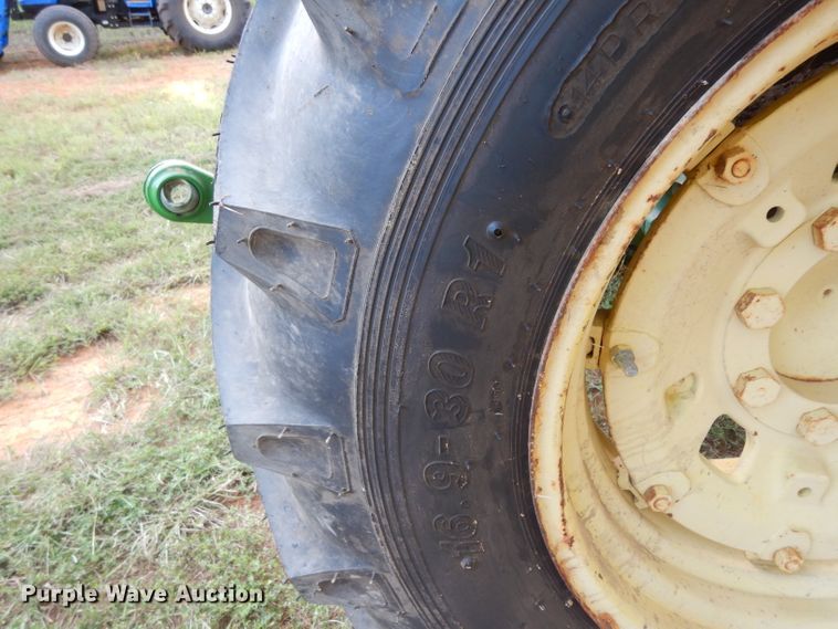 image for item DG6917 John Deere 2030  tractor