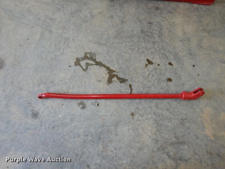 image for item DG6918 International 140  tractor