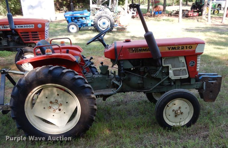 image for item DG6920 Yanmar YM2210  tractor