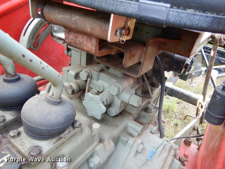 image for item DG6920 Yanmar YM2210  tractor