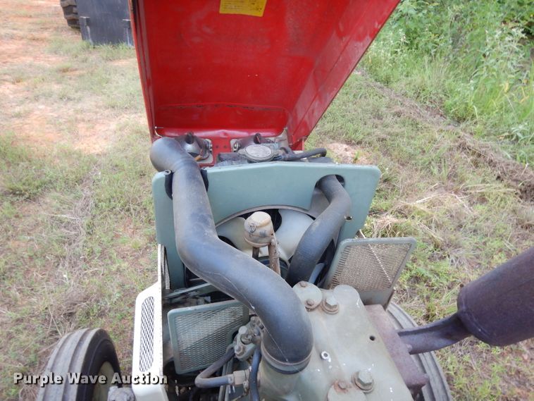 image for item DG6920 Yanmar YM2210  tractor