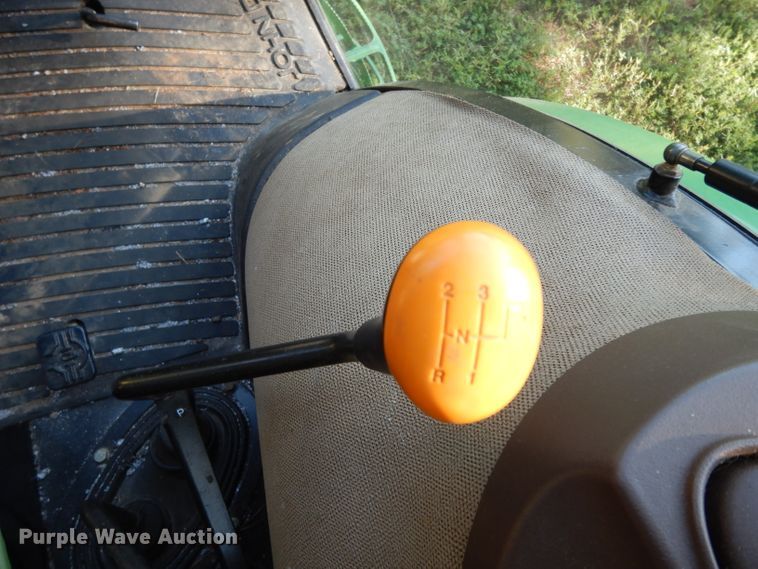 image for item DG6922 John Deere 5320  tractor