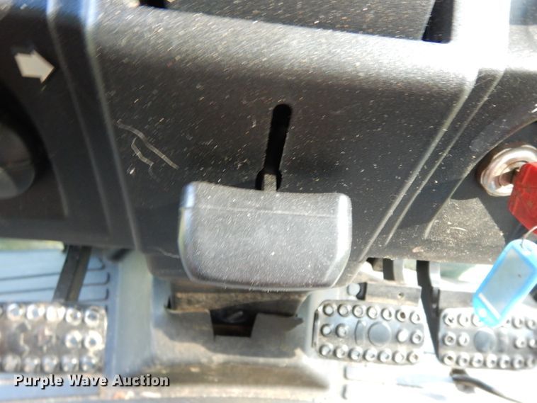 image for item DG6922 John Deere 5320  tractor