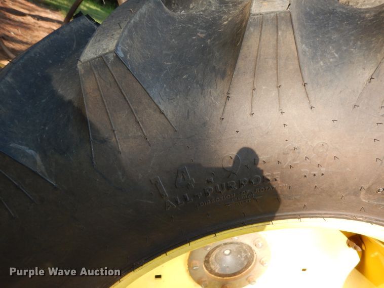 image for item DG6922 John Deere 5320  tractor