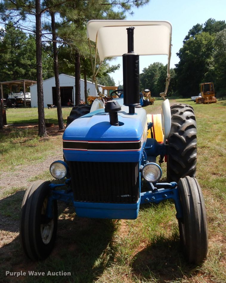 image for item DG6924 Ford 2910  tractor