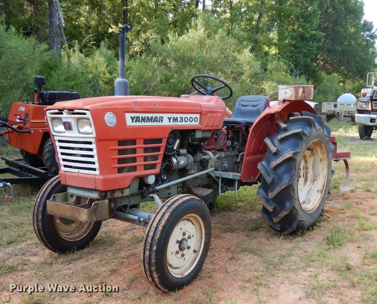 image for item DG6940 Yanmar 3000  tractor