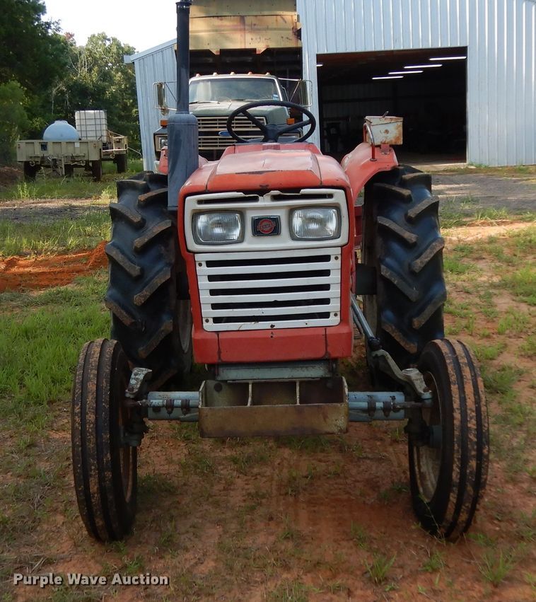 image for item DG6940 Yanmar 3000  tractor