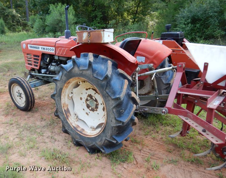 image for item DG6940 Yanmar 3000  tractor