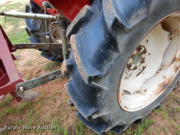 image for item DG6940 Yanmar 3000  tractor