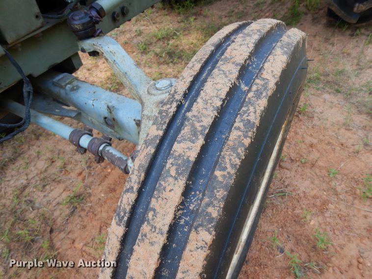 image for item DG6940 Yanmar 3000  tractor