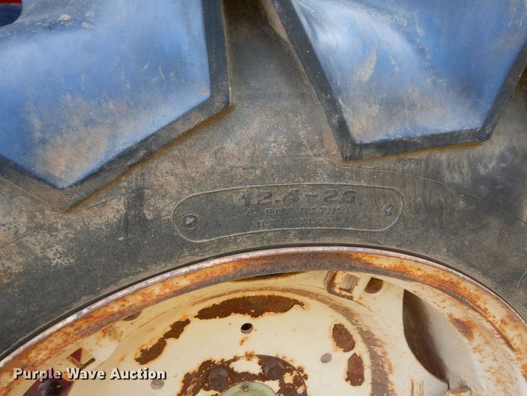 image for item DG6940 Yanmar 3000  tractor