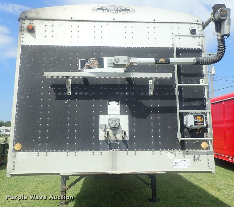 image for item DI4641 2003 Corn Husker Ultra-Lite double hopper bottom grain trailer