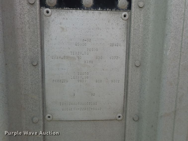 image for item DI4641 2003 Corn Husker Ultra-Lite double hopper bottom grain trailer