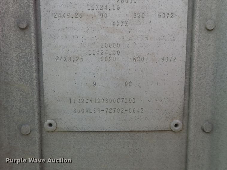 image for item DI4641 2003 Corn Husker Ultra-Lite double hopper bottom grain trailer