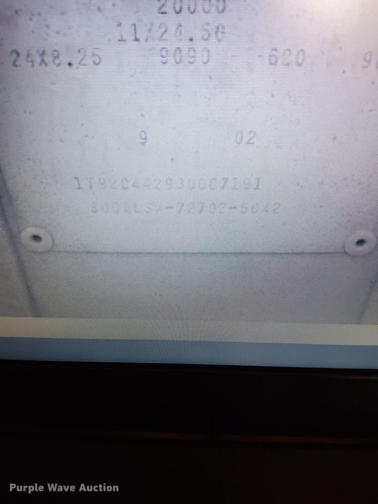 image for item DI4641 2003 Corn Husker Ultra-Lite double hopper bottom grain trailer