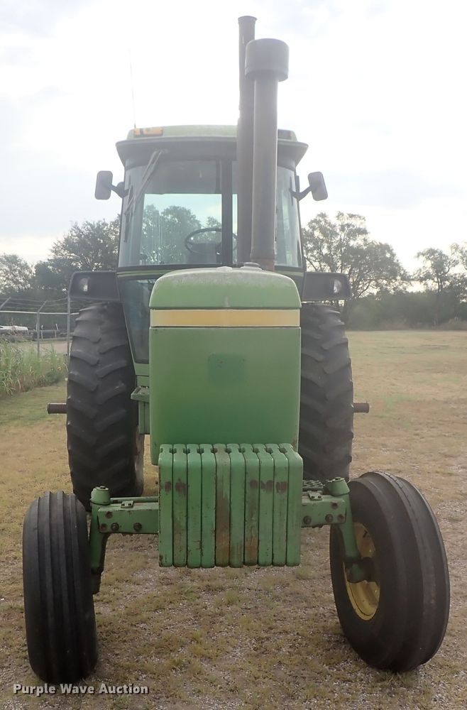 image for item DI4689 1973 John Deere 4430  tractor