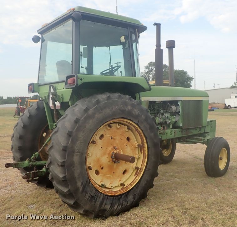 image for item DI4689 1973 John Deere 4430  tractor