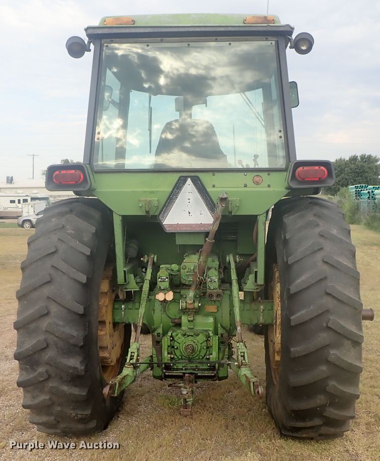 image for item DI4689 1973 John Deere 4430  tractor