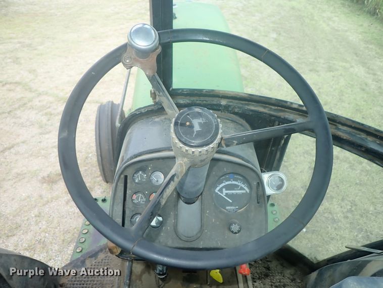 image for item DI4689 1973 John Deere 4430  tractor