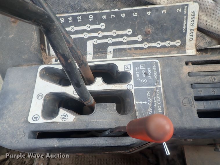 image for item DI4689 1973 John Deere 4430  tractor