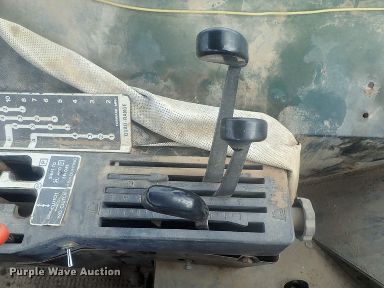 image for item DI4689 1973 John Deere 4430  tractor