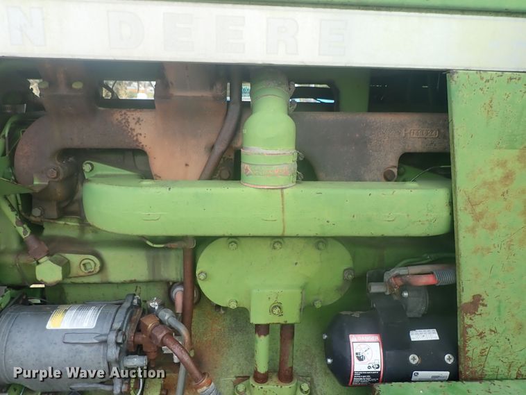 image for item DI4689 1973 John Deere 4430  tractor