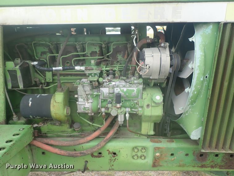 image for item DI4689 1973 John Deere 4430  tractor