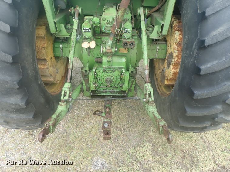 image for item DI4689 1973 John Deere 4430  tractor