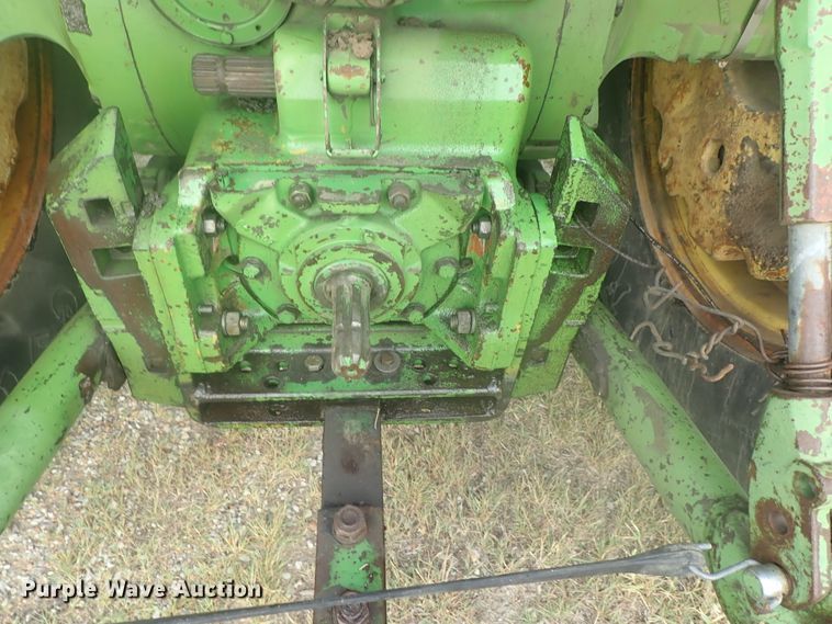 image for item DI4689 1973 John Deere 4430  tractor