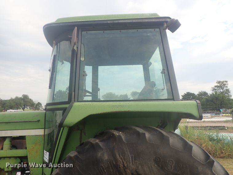 image for item DI4689 1973 John Deere 4430  tractor