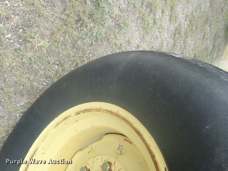 image for item DI4689 1973 John Deere 4430  tractor