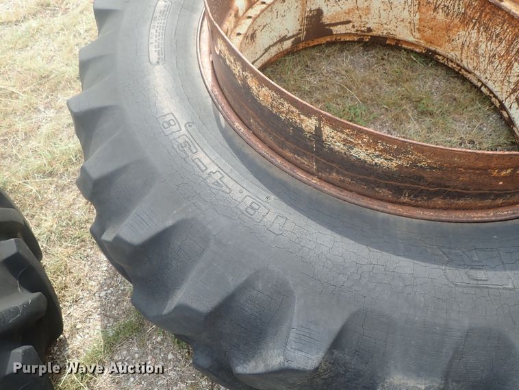 image for item DI4689 1973 John Deere 4430  tractor