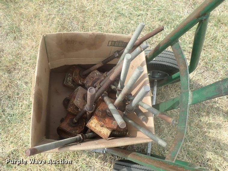 image for item DI4689 1973 John Deere 4430  tractor