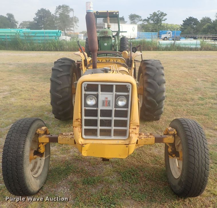 image for item DI4691 International 2400A  tractor