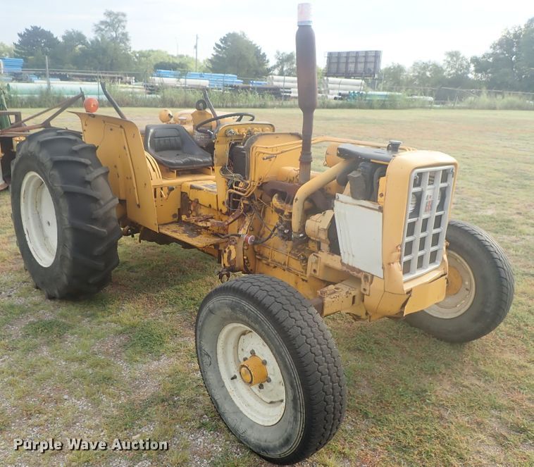 image for item DI4691 International 2400A  tractor