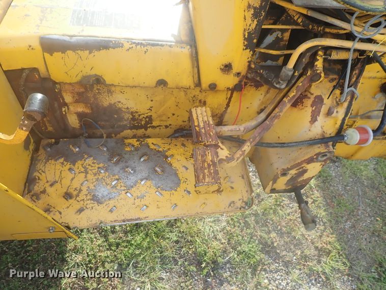 image for item DI4691 International 2400A  tractor