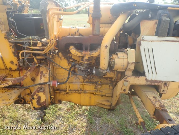 image for item DI4691 International 2400A  tractor