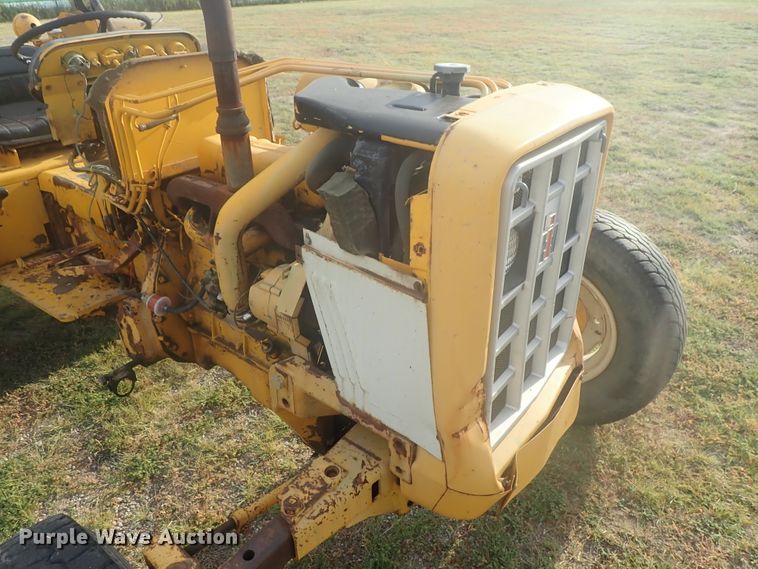 image for item DI4691 International 2400A  tractor