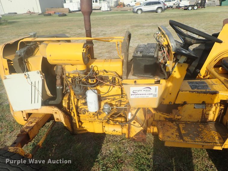 image for item DI4691 International 2400A  tractor