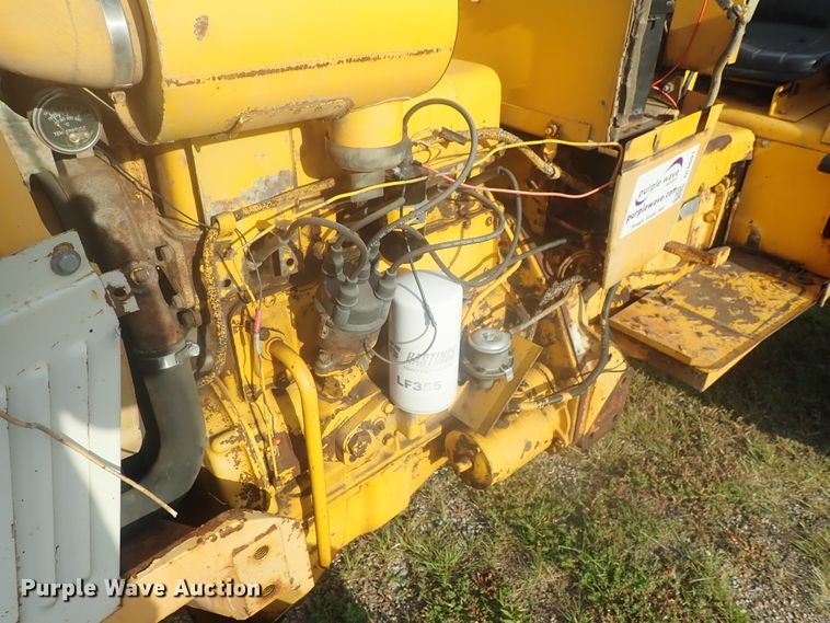 image for item DI4691 International 2400A  tractor