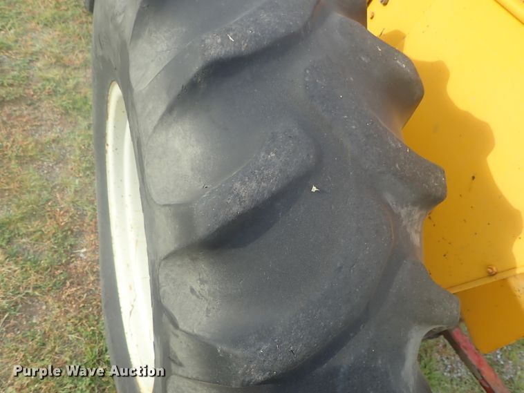 image for item DI4691 International 2400A  tractor