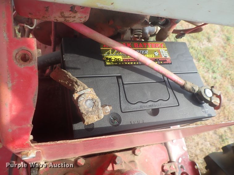 image for item DI4695 1964 International 606  tractor